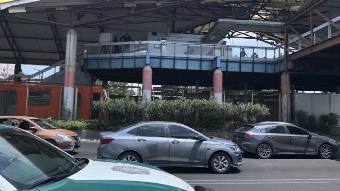 Una mujer muere tras lanzarse a las vías de la estación Bosque de Aragón del Metro