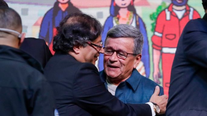 Gobierno colombiano y ELN comienzan nuevo ciclo de diálogo de paz en Venezuela