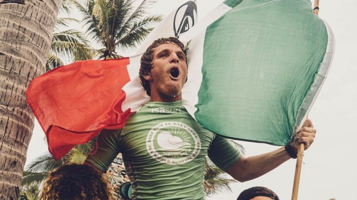 Alan Cleland es el primer surfista mexicano en clasificar a Juegos Olímpicos de París