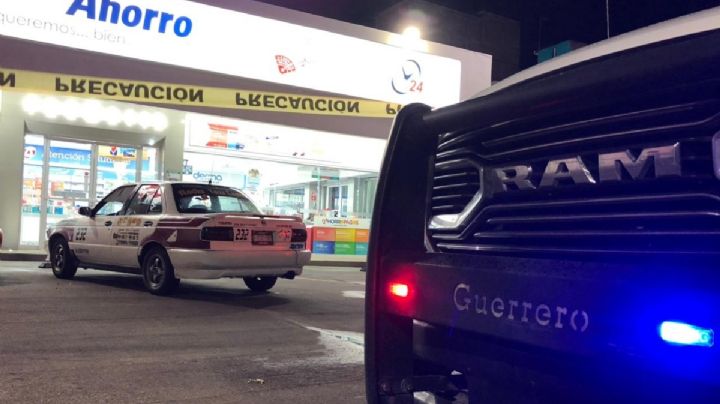 Asesinan al conductor de un taxi en el centro de Chilpancingo