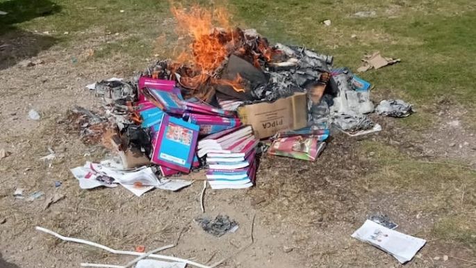 Detienen a exalcalde de San Cristóbal de las Casas; lo acusan por la quema de libros de texto