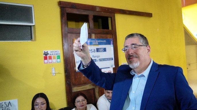 Triunfo de Arévalo en Guatemala fue una cosa extraordinaria y milagrosa: AMLO