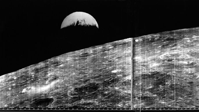 Se cumplen 57 años de la primera foto de la Tierra desde la Luna