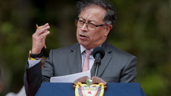 Presidente colombiano niega padecer problema de salud grave; admite momentos difíciles
