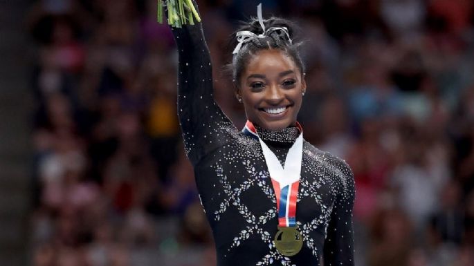 Simone Biles gana por octava vez el campeonato de gimnasia de EU