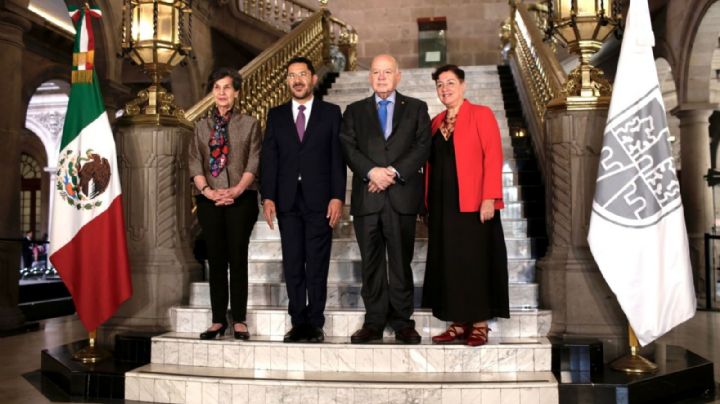 Batres destaca la relación entre México y Chile; entrega llaves de la CDMX a Isabel Allende y Miguel Insulza