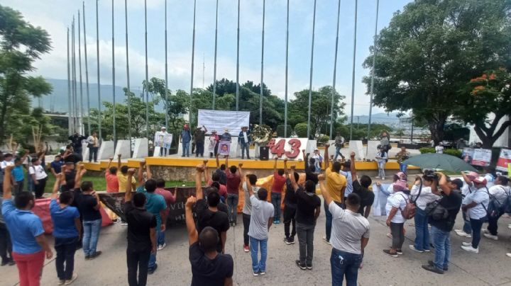 Marchas en Guerrero: exigen justicia y aprobar la Ley de Desaparición Forzada (Videos)
