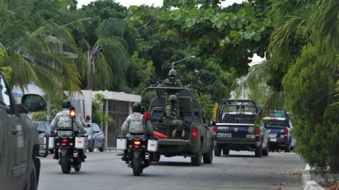 Personas armadas entran a funeraria en Playa del Carmen y matan a una mujer