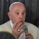 Papa rechaza la legalización de las drogas y llama "asesinos" a los narcotraficantes