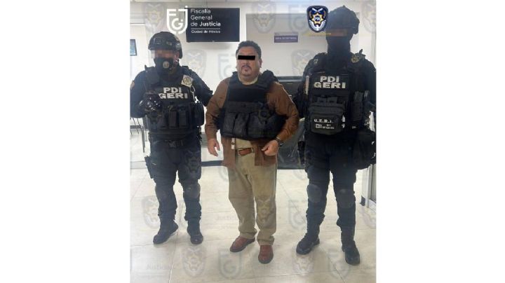 Sin previo aviso a su defensa, el fiscal Uriel Carmona es trasladado al penal del Altiplano