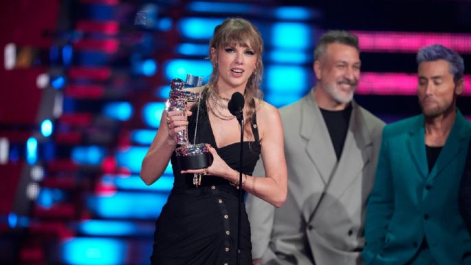 Taylor Swift, Karol G y Shakira ganan en los Premios MTV