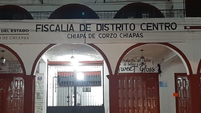 Arrojan bolsas negras con restos humanos en carretera de Chiapas; dejan narcomensajes