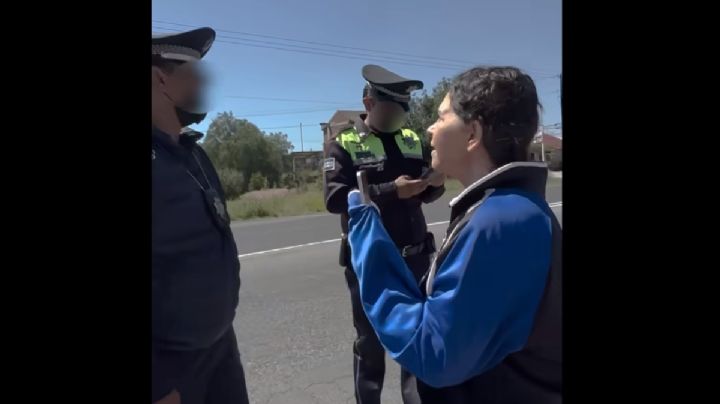 Alcaldesa se disfraza y sorprende a policías pidiendo mordida (Video)