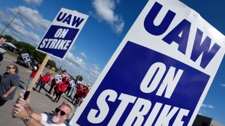 Sindicato de trabajadores de la industria automotriz amenaza con expandir huelga si no hay progreso