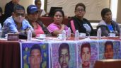Promete AMLO buscar si hay información faltante sobre la desaparición de los 43 de Ayotzinapa