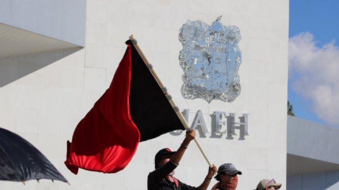 Cuatro institutos se unen a paro en la UAEH; autoridades responsabilizan a manifestantes de violencia