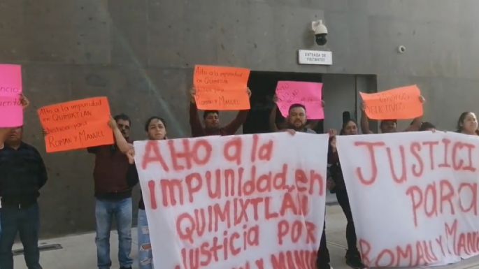 Pobladores de Quimixtlán exigen justicia en la CDMX; culpan a caciques de doble asesinato