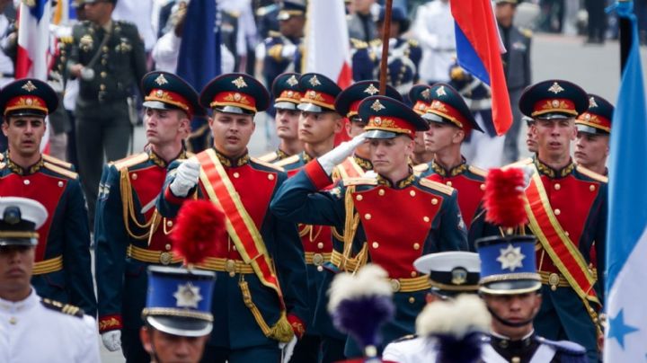“Una decisión rara”: esto dijo EU de la presencia de Rusia en el desfile del 16 de septiembre (Video)
