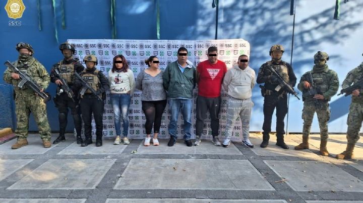 Detienen a seis personas en la CDMX; habrían colocado manta de La Familia Michoacana