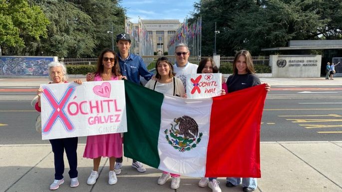 Mexicanos muestran su apoyo a Xóchitl Gálvez frente a sede de la ONU en Ginebra