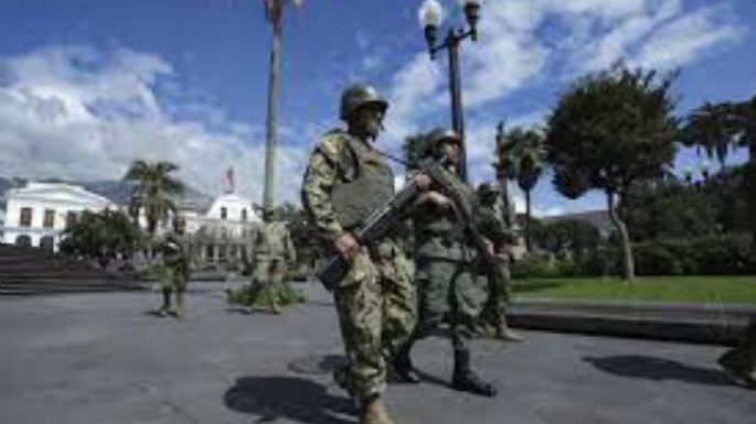 Policía dice que frustra atentado con 23 tacos de dinamita a una estación policial en Ecuador