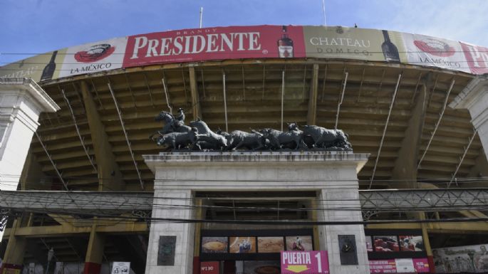Jueza permite que continúen las corridas de toros en la Plaza México
