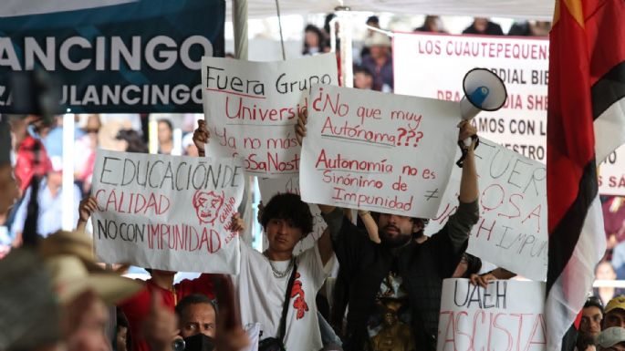 Protestan contra La Sosa Nostra en mitin de Claudia Sheinbaum en Hidalgo