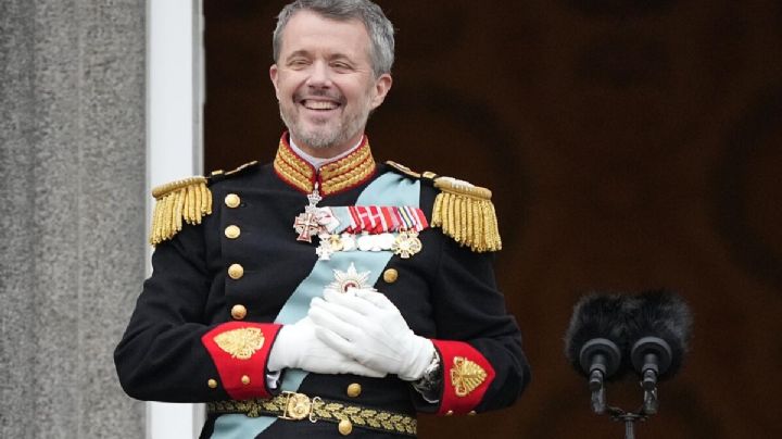 Proclaman rey a Frederico X en Dinamarca tras abdicación de su madre, la reina Margarita II
