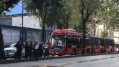 Metrobús atropella y mata a un hombre en Reforma e Insurgentes