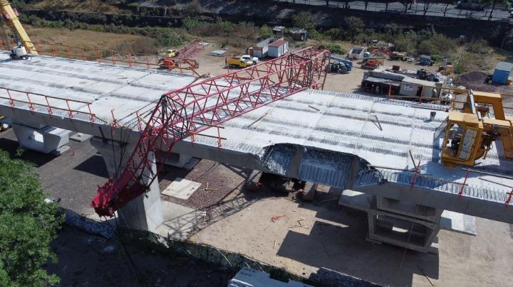 El gobierno de la CDMX apoyará a afectados por caída de dovela del Tren México-Toluca