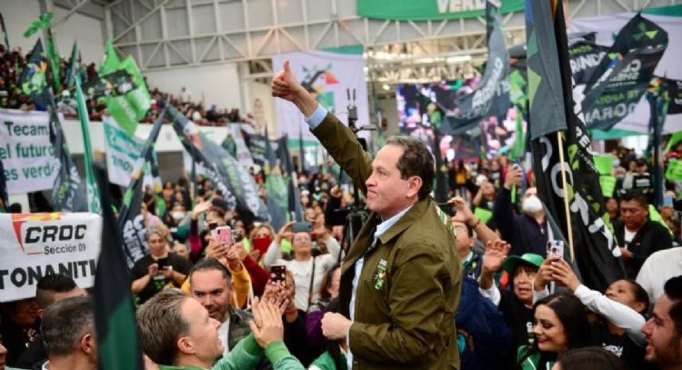 Esposa de Eruviel Ávila lo denuncia por violencia y amenazas en su contra