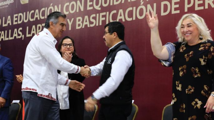 Entregan nombramientos a 3 mil maestros tamaulipecos