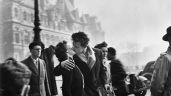 La protagonista de la icónica fotografía "El beso" de Robert Doisneau muere a los 93 años