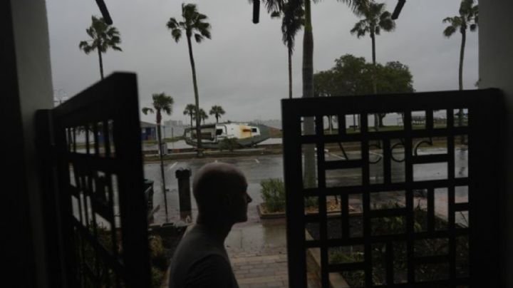 Aumentan a cuatro los muertos por el azote del huracán 'Milton' en Florida