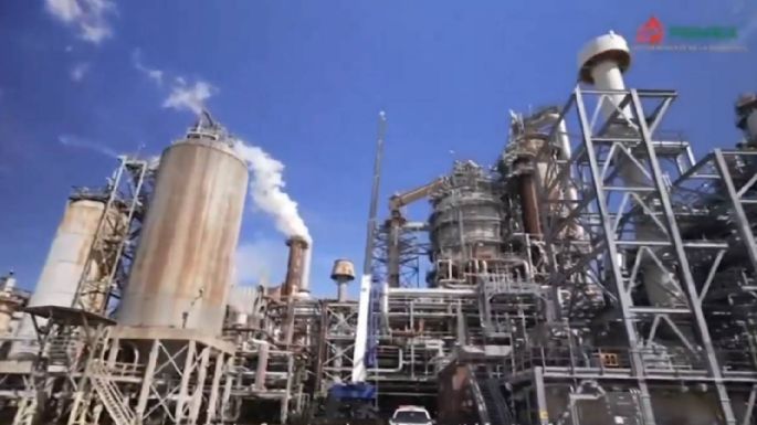 Trabajadores demandan a Pemex por un millón de dólares a causa de lesiones en refinería Deer Park