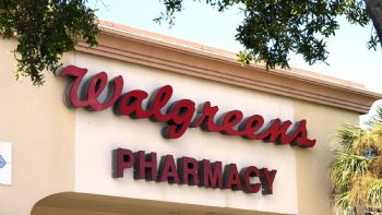 Walgreens anuncia plan para cerrar mil 200 farmacias en EU