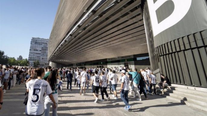 Real Madrid y FC Barcelona son los clubes con más aficionados fuera de su país