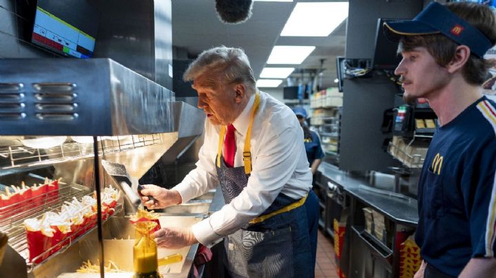 Trump trabaja en la freidora de un McDonald's (Video)