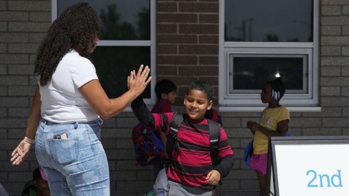 Llegaron a EU en busca de una mejor vida y mejores escuelas. ¿Cómo les fue?