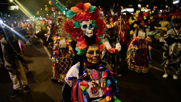 Así fue la Mega Procesión de las Catrinas en CDMX (Fotogalería y video)