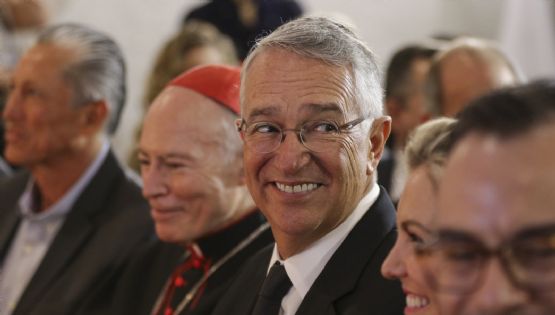 Gobierno de la CDMX contrata póliza con Seguros Azteca por 100 mdp a pesar de adeudos fiscales