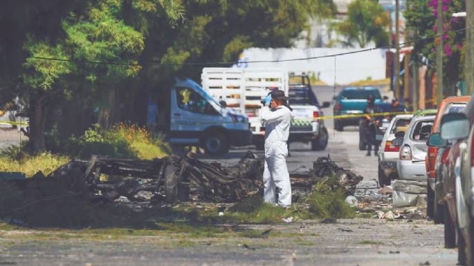 Gobierno de Guanajuato se compromete a pagar daños por explosiones de coches bomba