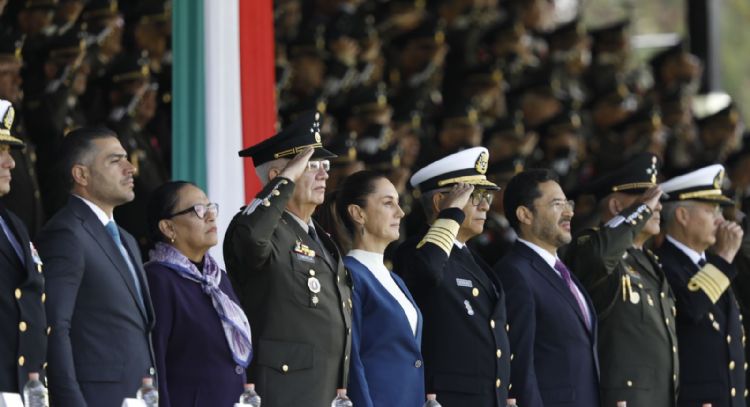 Sheinbaum autoriza aumento de 4% a militares pensionados para evitar marcha