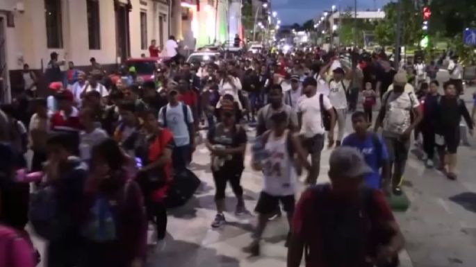 Primera caravana migrante en gobierno de Sheinbaum sale desde la frontera con Guatemala