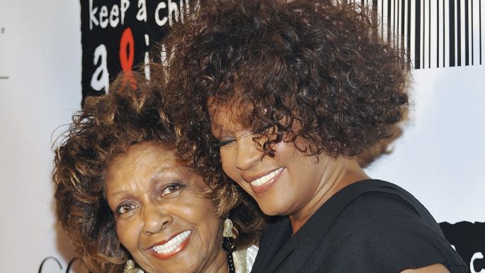 Cissy Houston, cantante de góspel galardonada y madre de Whitney Houston, muere a los 91 años