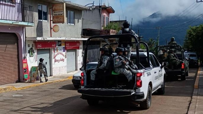 Calcinan a dos jóvenes en Olinalá; Guardia Nacional implementa operativo