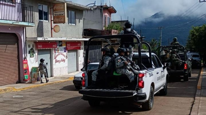 Calcinan a dos jóvenes en Olinalá; Guardia Nacional implementa operativo