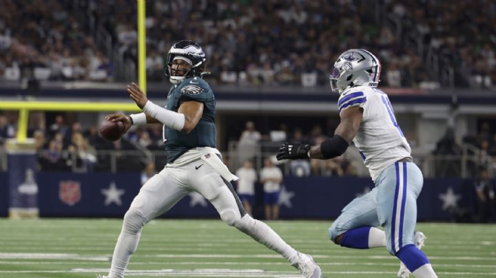 Eagles aplastan 34-6 a unos desacertados Cowboys sin Prescott