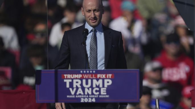 Trump nombra a Stephen Miller, el "zar migratorio" como subdirector de política