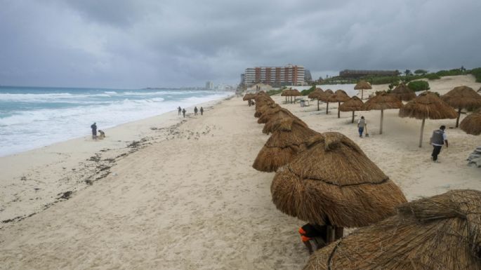 Tormenta Sara, a punto de formarse en el Caribe; azotará el frío este miércoles a la mitad del país